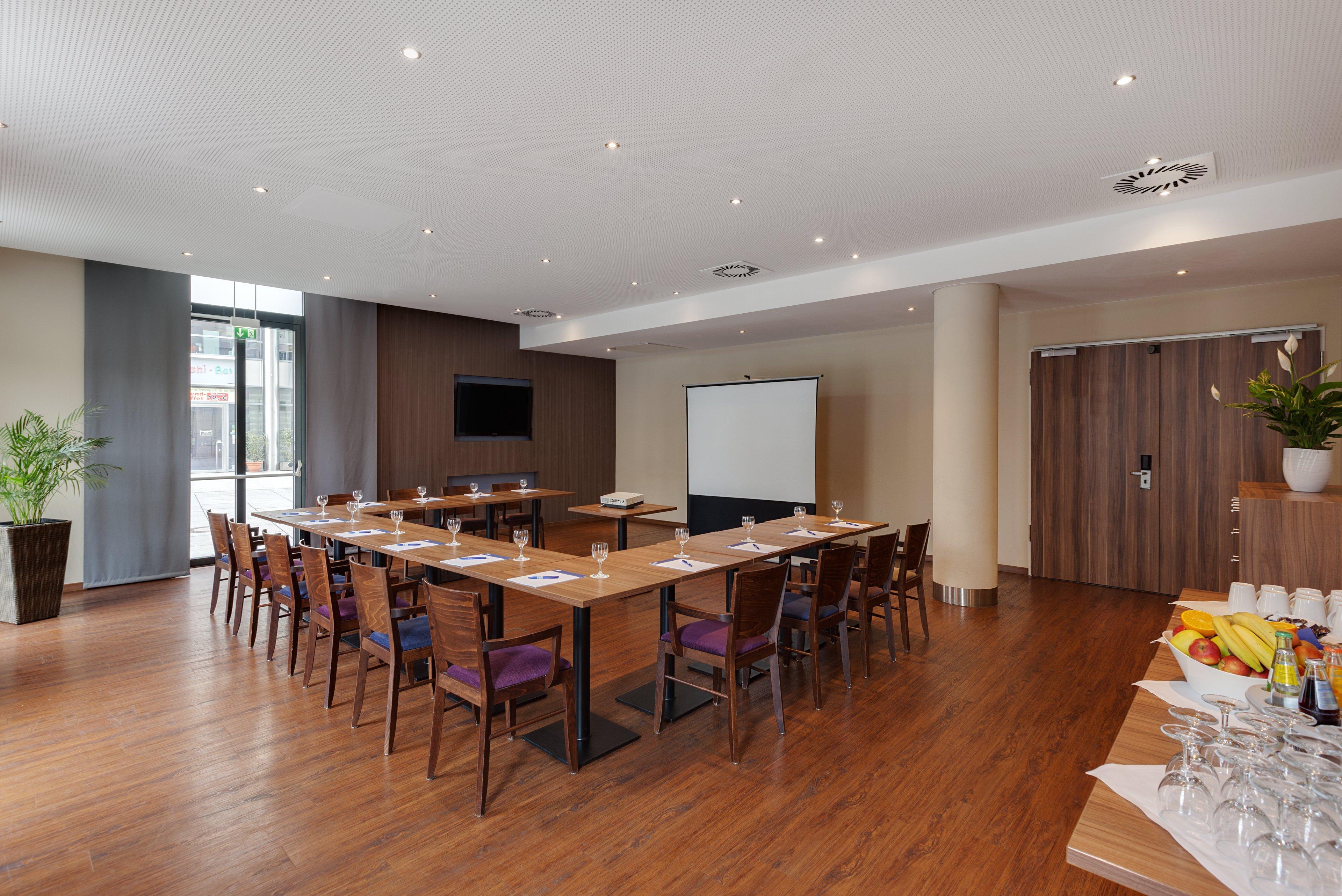 Express Centre Hotel 3*